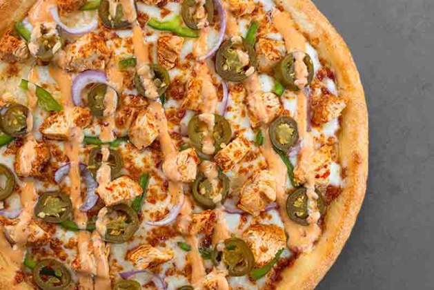 Heat Up Your Taste Buds with the Fiery Peri Peri Pizza!